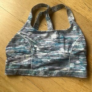 Lululemon sports bra